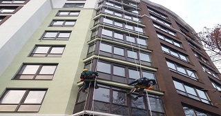 Установка крыши на балкон Вязьма цена от 1018 руб. м/2.